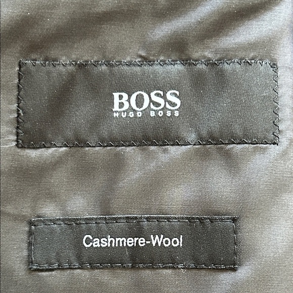 BOSS Hugo Boss Mens Long Black Coat. Wool and Cashmere. 56 (46 US Size) - Picture 10 of 17